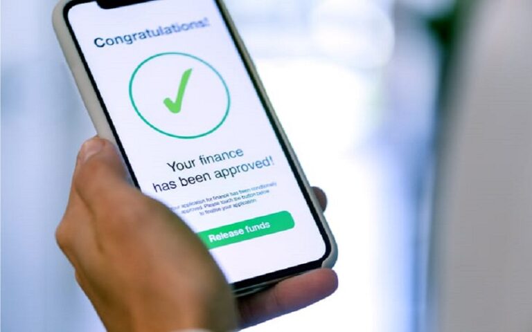 The Dangers of Mobile Loan Apps: 5 Reasons to Think Twice