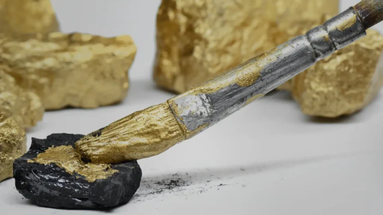 10 Facts About the $17 Million Gold Scam