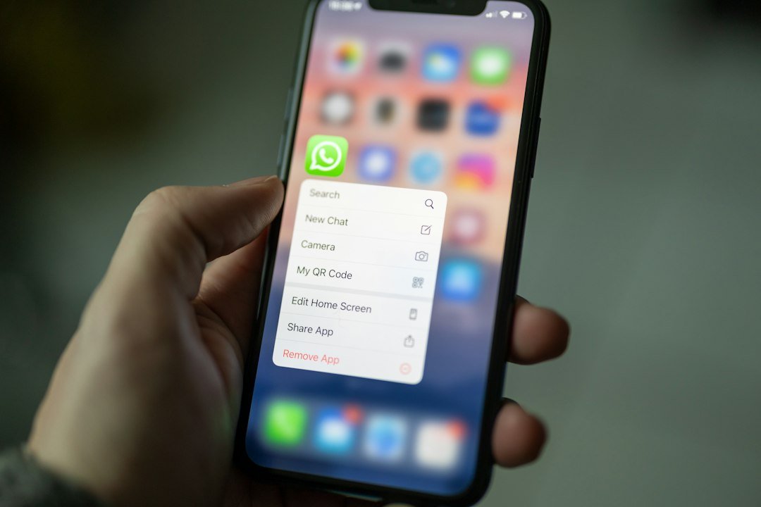 WhatsApp and smartphone digital communication in 2026